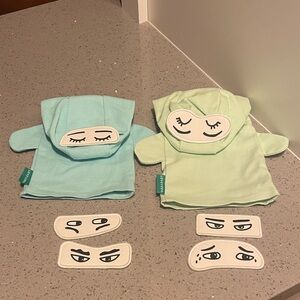 Lovevery Storytelling Puppet Set with Changing Emotion Eyes